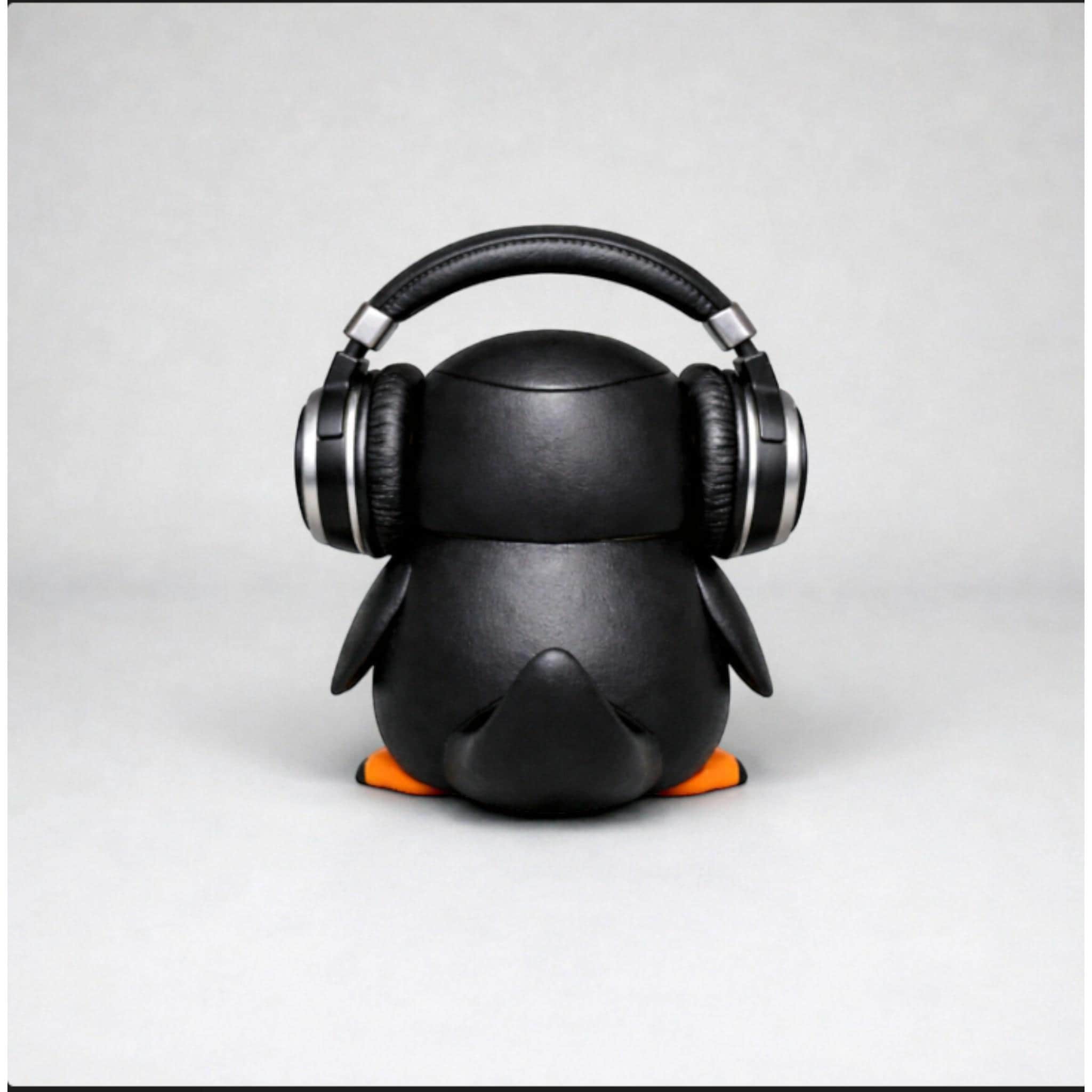 {{ product.title }} – 3D Printed Headphone Stand