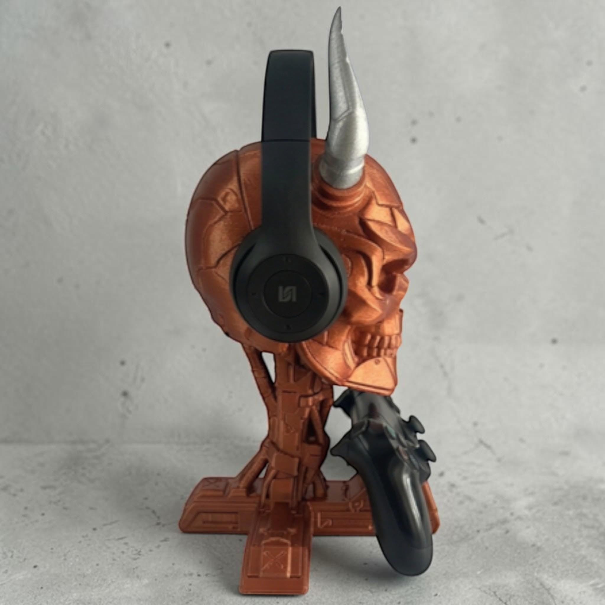 {{ product.title }} – 3D Printed Headphone Stand
