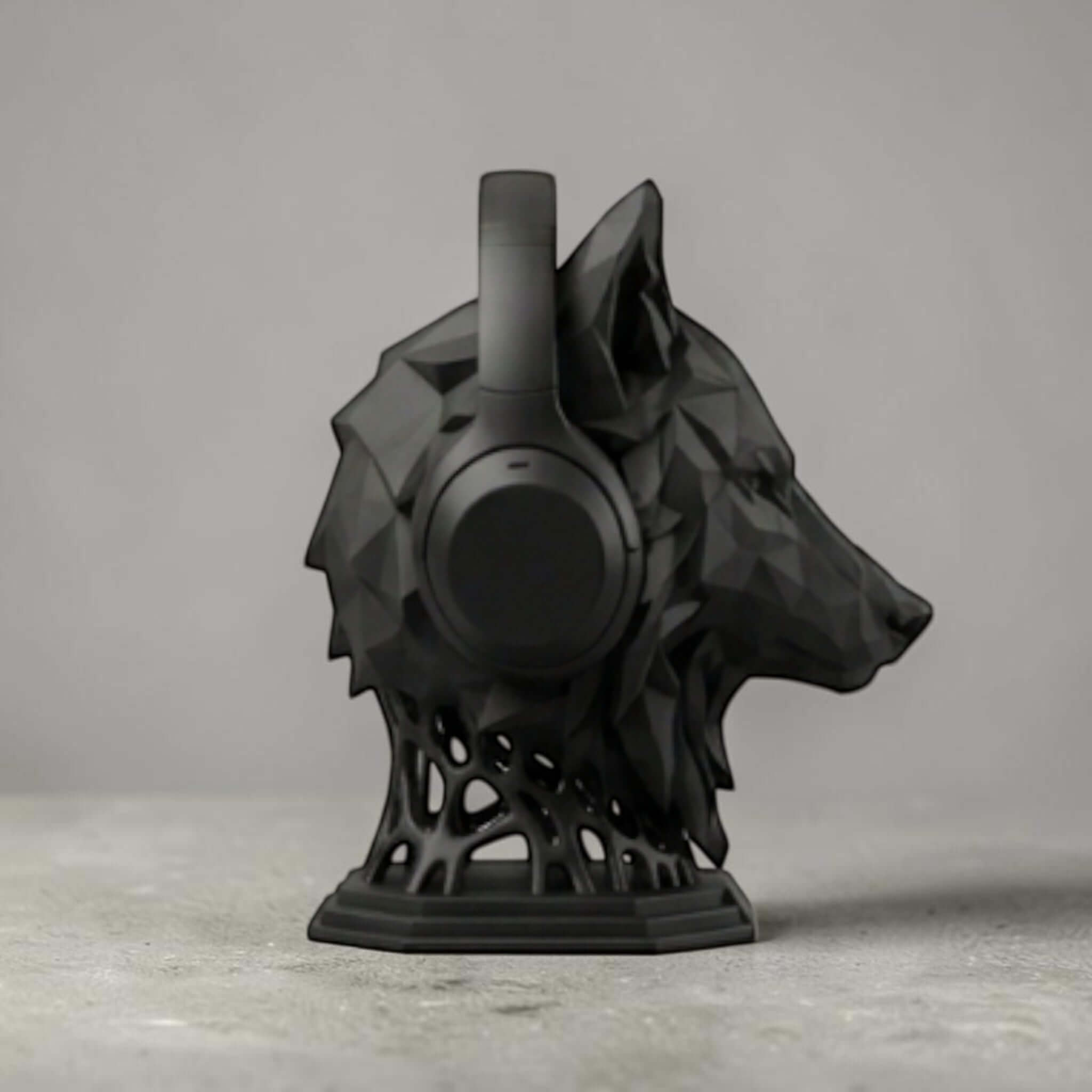 {{ product.title }} – 3D Printed Headphone Stand