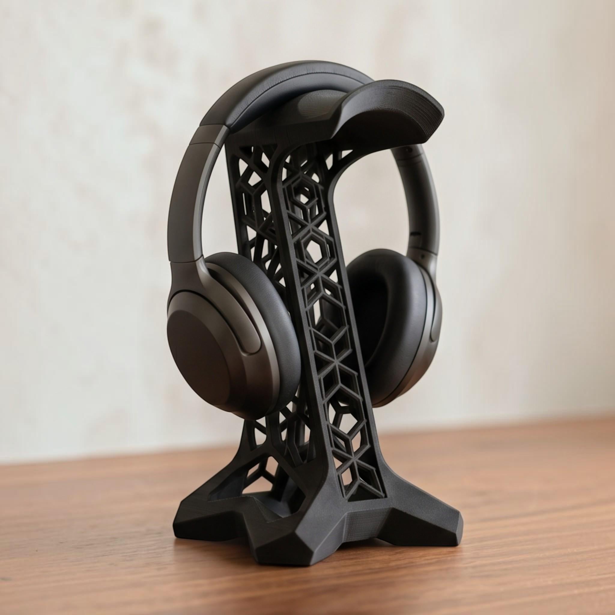 Geometric Lattice Headphone Stand – 3D Printed Black Studio Dock – 3D printed headphone stand detail 3