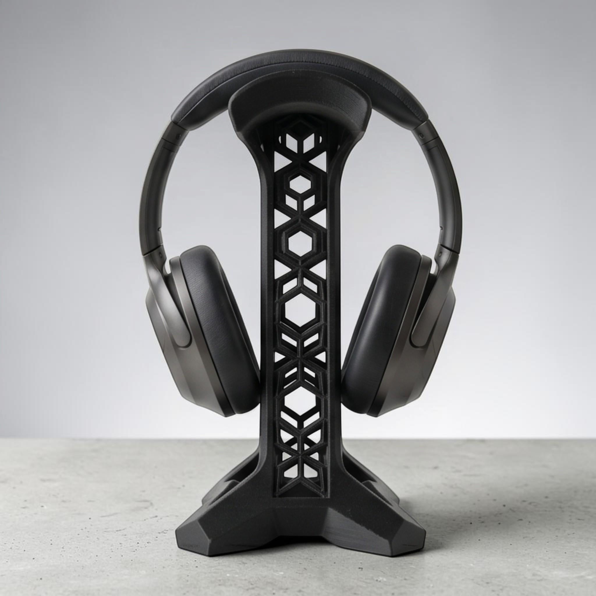 Geometric Lattice Headphone Stand – 3D Printed Black Studio Dock – 3D printed headphone stand detail 9