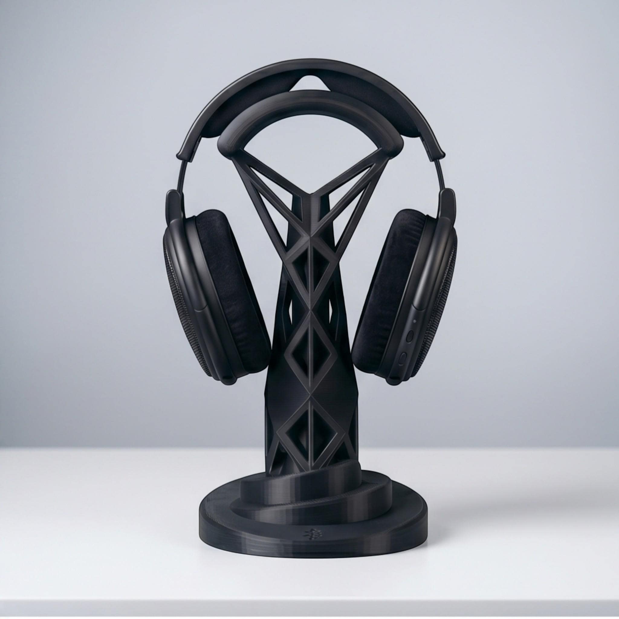 Geometric Headphone Stand – 3D Printed Black Gaming Desk Organizer – 3D printed headphone stand detail 2