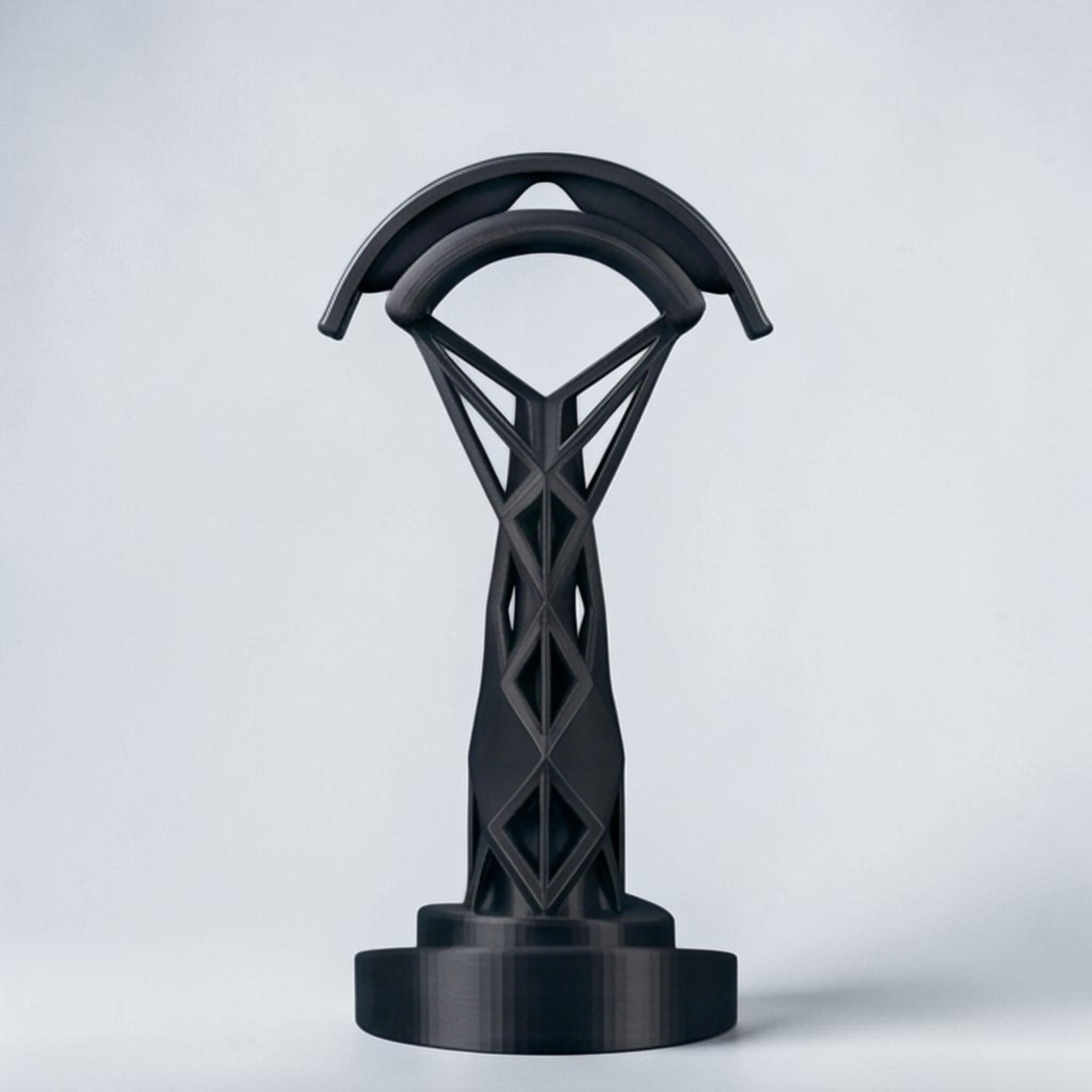 Geometric Headphone Stand – 3D Printed Black Gaming Desk Organizer – 3D printed headphone stand detail 10
